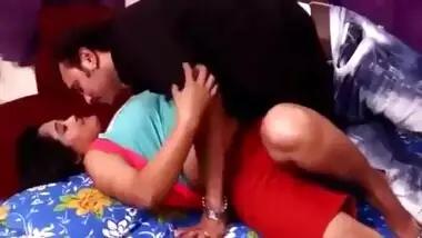 Desi threesome porn with two escorts