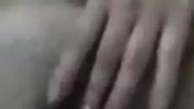 Sexy Desi Girl Fingering on Video Call