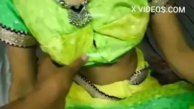 Desi Indian sex movie in Desi saree fuck