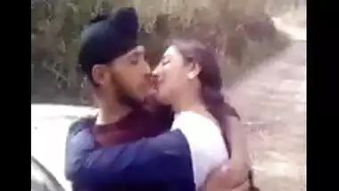 Indian porn videos Exclusive : punjabi girl outdoor sex with lover