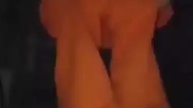 Bangladeshi booby girl nude pissing video