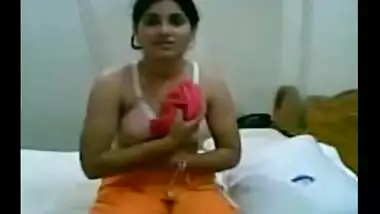 Young Delhi college couple leaked free porn sex