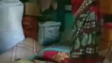 Shop owner fucking bhabhi viral sex videos