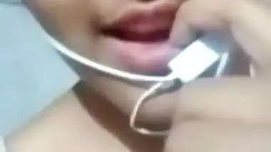 Cute Desi Girl Showing On Video Call