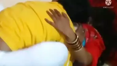 Dewar Ji Ko Garam Doodh Pilla Ke Khud Garam Hui Hot Bhabi