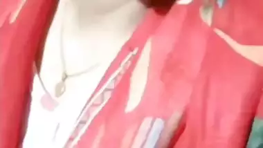 Cute Bangla girlfriend video call boobs show to lover