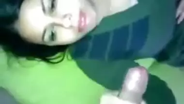 INDIAN COLLEGE GIRL CUM SWALLOW