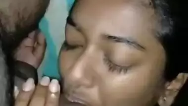 Tamil XXX girl giving a wet blowjob to her best friend like a pro MMS