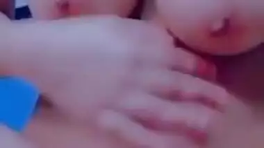 Cute Paki Girl Shows Her Boobs And Pussy Fingering