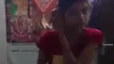 Sexy Telugu Teen Flaunting Boobs