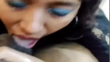 Sexy Nri Girl Sucking Lover Dick Part 1