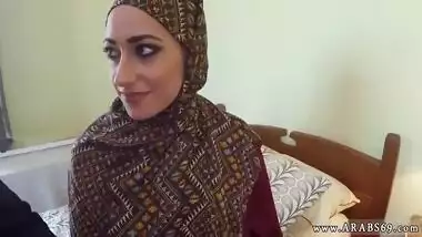 Arab teen hijab No Money, No Problem