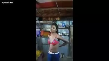 tamil teen nude selfie