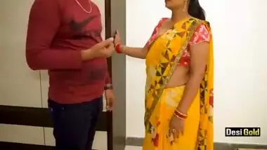 Indian Bhabhi Sex During Home Rent Agreement With Clear Hindi Voice