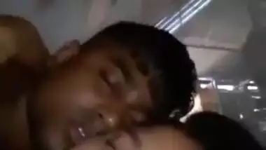 Today Exclusive- Desi Lover Kissing And Fucking