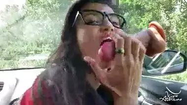 HORNY DESI COLLEGE TEEN SUCK AND FUCK DILDO IN CAR