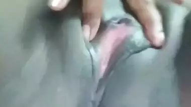 Desi Village Girl Shows Her Boobs And Pussy
