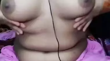 Bhabhi Blowjob in Live