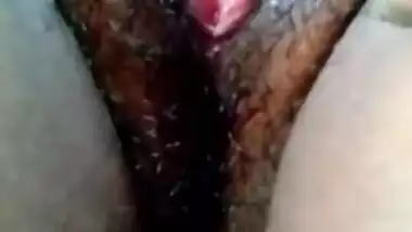 Desi with nose piercing easily shows boobs and pussy on the camera