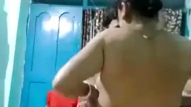 Mature bhabhi fucking with young bf