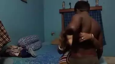 Tamil Wife Fucking by Young Neighbor wid Audio