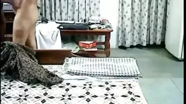 Homemade sex of Priya aunty with mature man