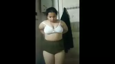 desi cute housewife