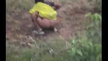 Village Woman Lifts Saree To Wash Ass