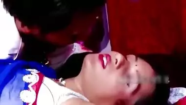 Casca Akashova, Johnny Love And Sunny Leone - Desi Mallu Bhabi Romantic Video 2020