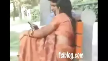 Desi housewife outdoor sex leaked mms
