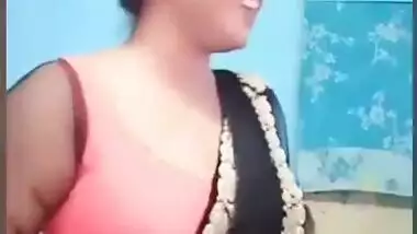 Hot Sexy Indian Dashing Beauty