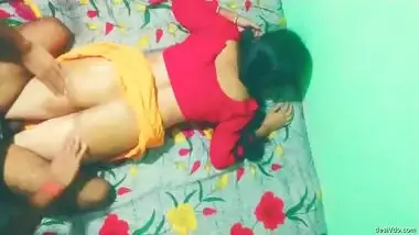 Desi Bhabhi Blowjob and Fucked