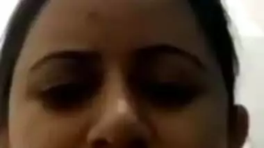 Cute Desi Girl Showing on video call