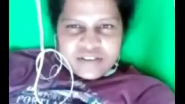 Desi Horny Aunty On Video Call 2