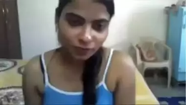 Hot Tamil Girlfriend Kavitha on Webcam.
