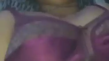 Aged Randi bald pussy fucking MMS video