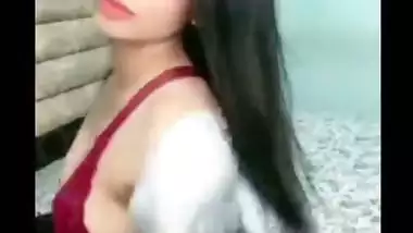 Beautiful Influencer Finally Showing B00bs For First Time Ever 15Min Premium