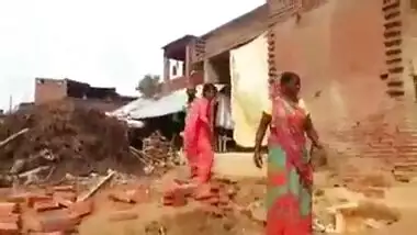 Angry village aunty showing big boobs in fight