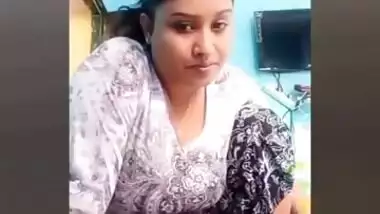 Indian Desi hot big boobs aunty