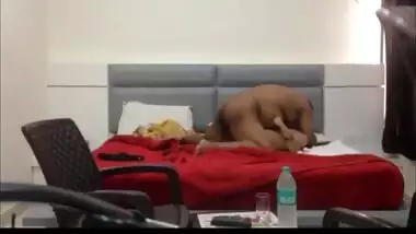 Desi randi bhabhi fucking with claient in hotel room with loud moaning clear audio