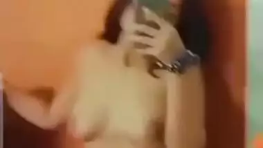 Sexy Indian Girl Showing Boobs