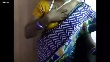 Aunty In Sari Pussy Touching – Movies
