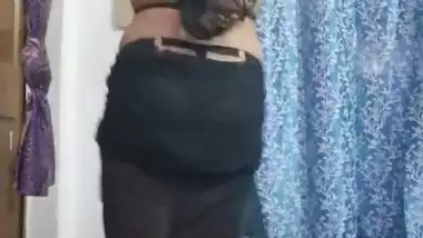 Bengali dancing girl with big boobs bouncing