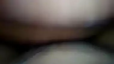 A curvy girl fucks her BF in a leaked MMS