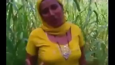 Village bhabi outdoor free porn sex with boyfriend