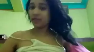 Desi sexy girl Leaked videos part 1