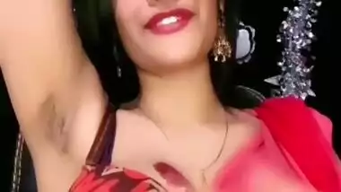 Nishala Nishanka Teasing Viewers by Showing Hairy Armpits on Premium Live