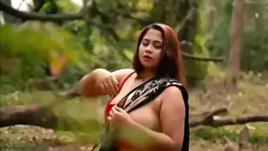 Indian Hot Model Parna Big Boobs