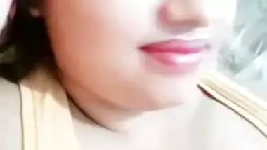 Bangladeshi sex queen nude show on Chamet live