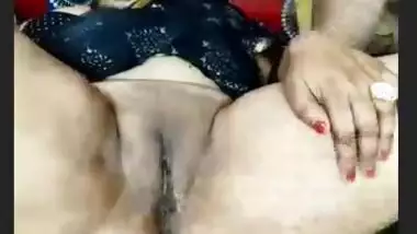 Raajisingh on Cam Nude Pussy Lick by Lover